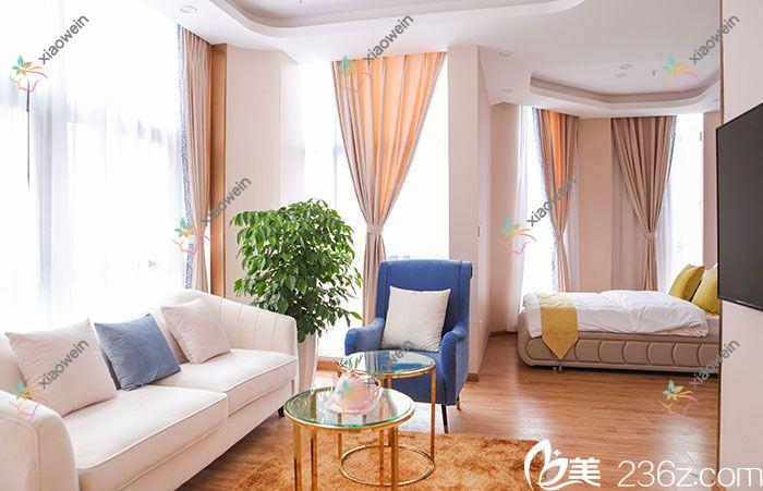 赣州黄金微雕双下巴吸脂医院排名:俪人做黄金微雕富贵包吸脂口碑好