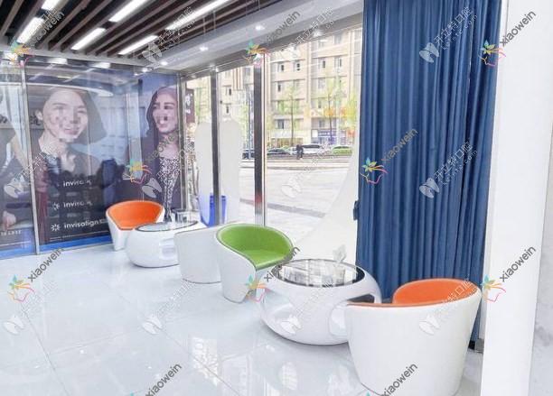 遵义全口即刻负重种植牙医院排名遵义全口即刻负重种植牙红花岗齿名仕好还不贵